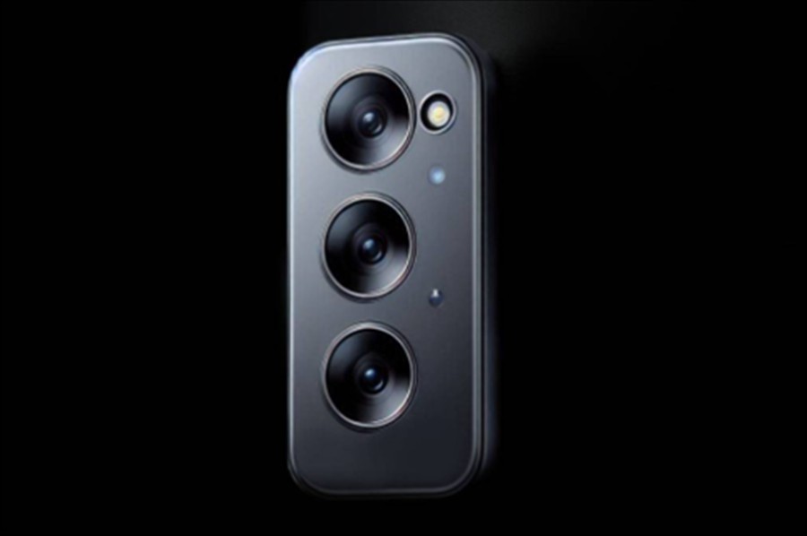 The Galaxy S26 Series will feature a vertical stack camera island with integrated AI technology.
