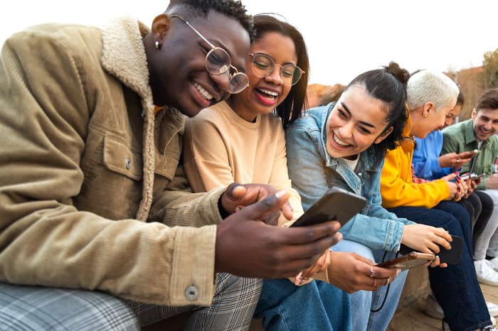 How to bring optimistic content to your social media feeds
